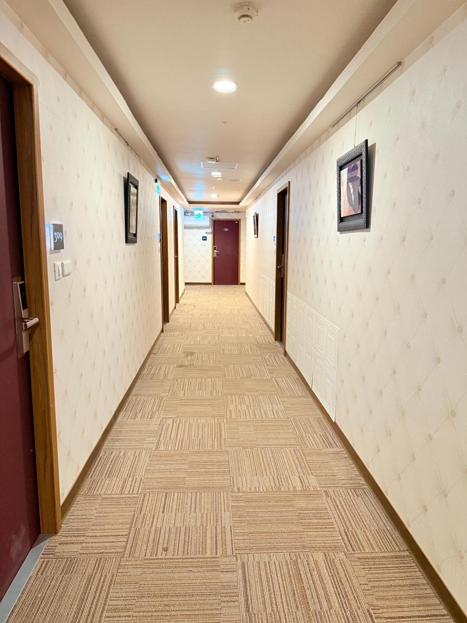 泊居旅店 Oursinn Hotel Taipei Exterior photo