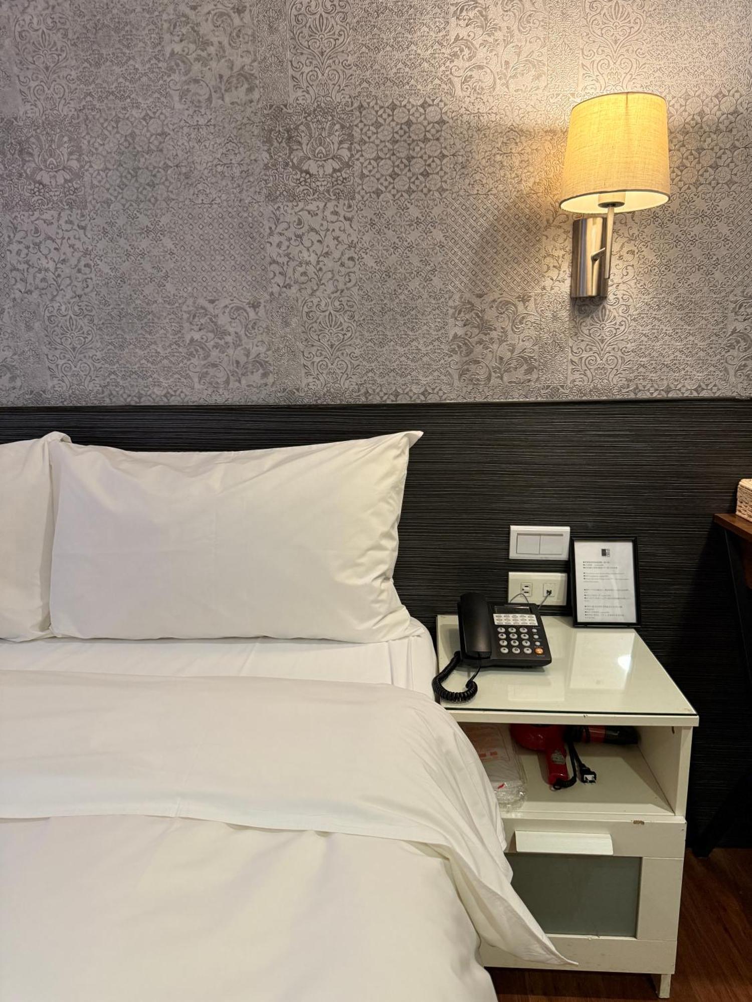 泊居旅店 Oursinn Hotel Taipei Exterior photo