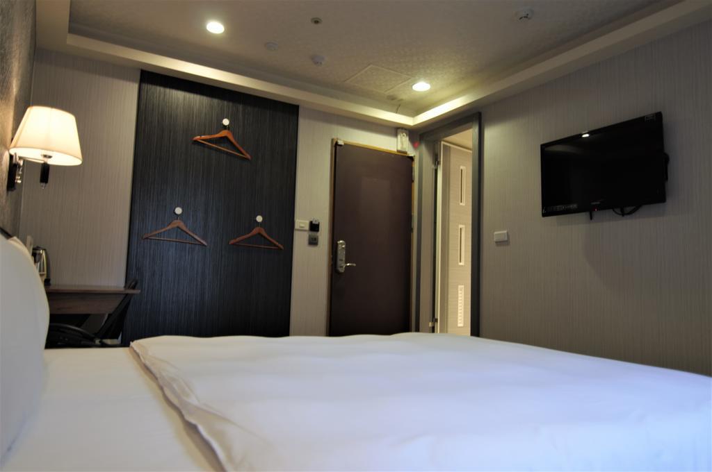 泊居旅店 Oursinn Hotel Taipei Exterior photo